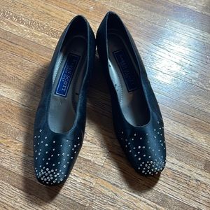 KAREN SCOTT SOFT STEP BLACK SATIN RHINESTONED HEELS 6-1/2